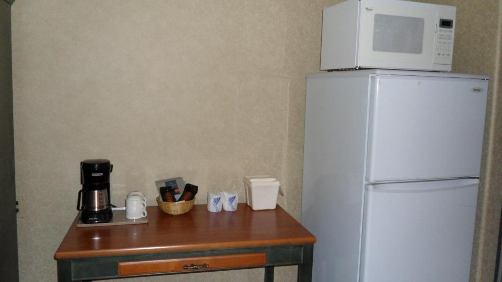 Lakeview Inns & Suites - Hinton Quarto foto